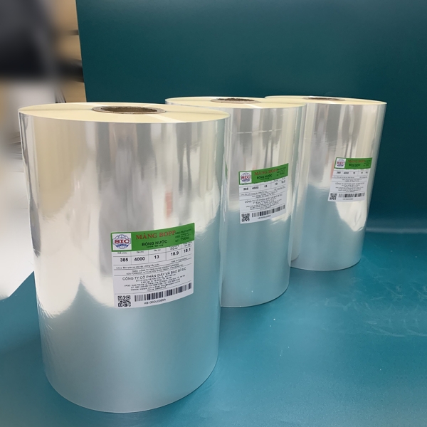 Màng BOPP bóng nước 13 mic