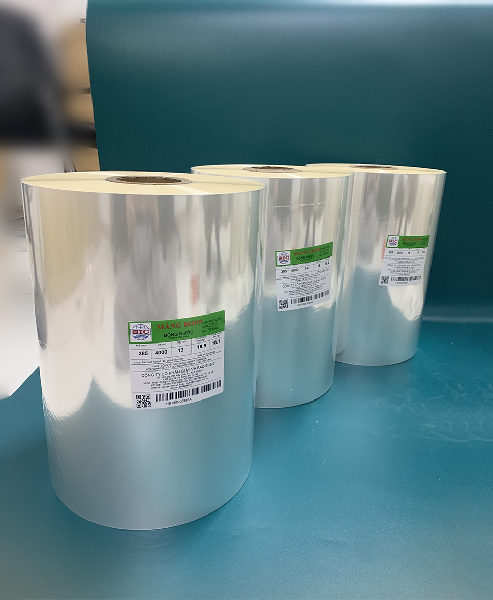 Màng BOPP bóng nước 13 mic