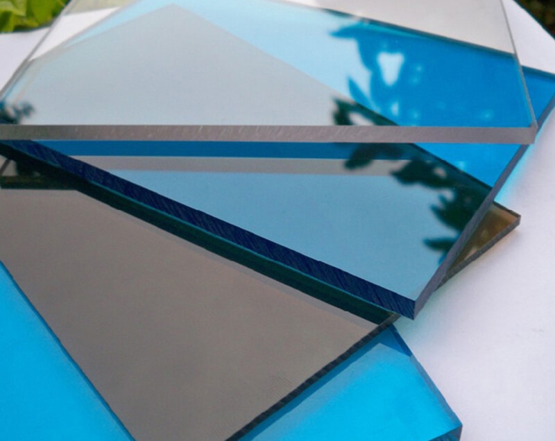 Tấm Polycarbonate Solar Control