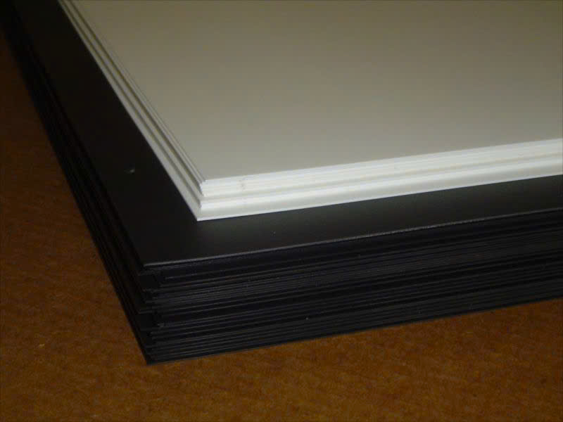 Formex™ N3-10 Màng polycarbonate chống cháy độ dày 0.25mm, Halogen-Free,màu tự nhiên /đen.